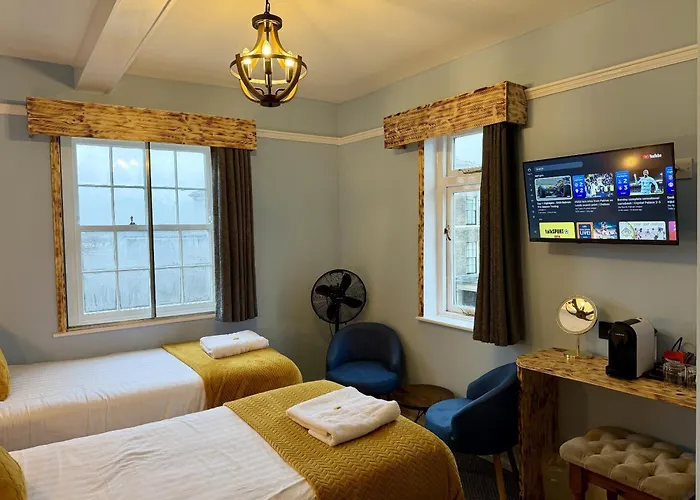 The Crescent Guest House