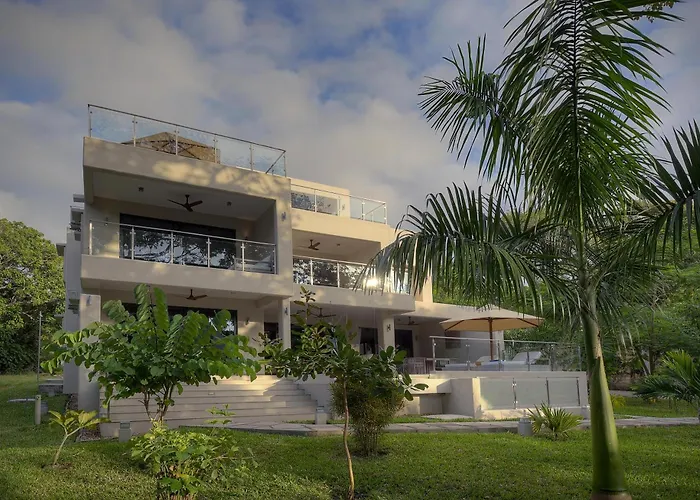 Almanara Luxury Boutique & Villas