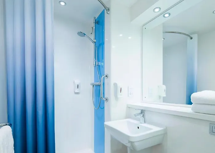 Travelodge Harrogate West Park