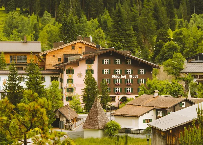 Post Lech Arlberg