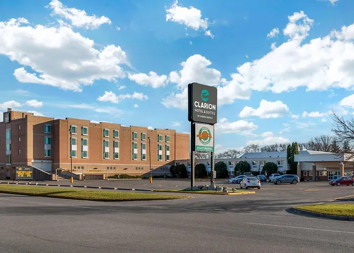 Clarion & Suites