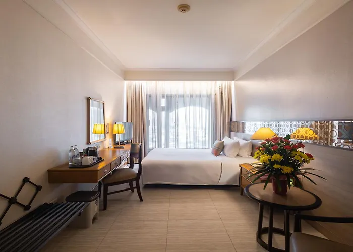 Indra Regent Hotel