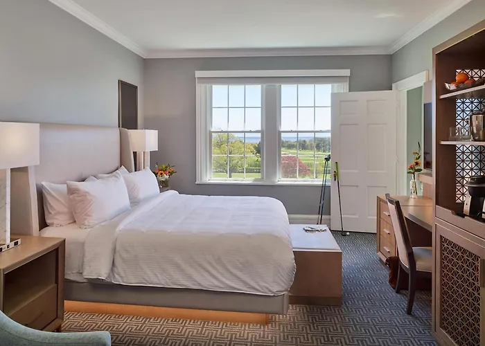 Seaview Hotel