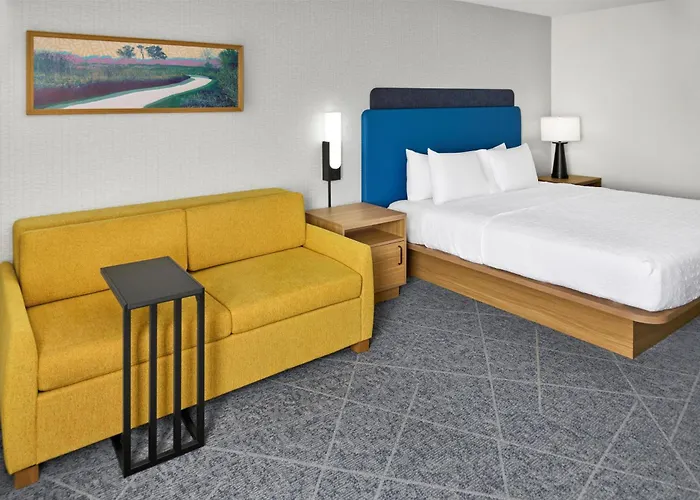 Hampton Inn Chicago-Carol Stream