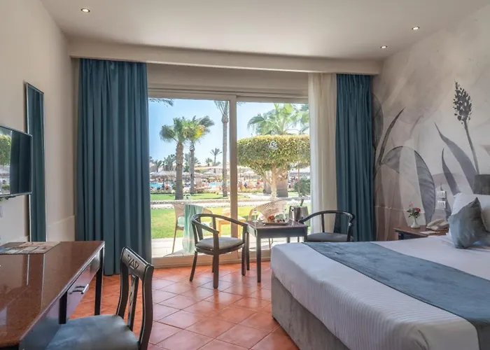 Three Corners Sea Beach Resort Bucht von Coraya