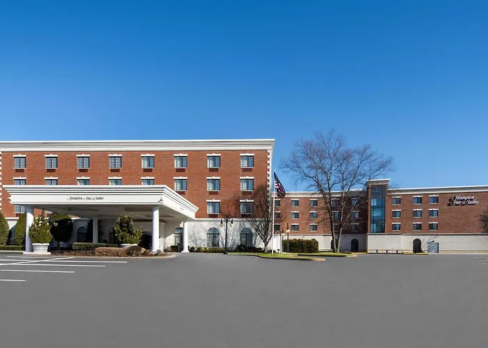 Hampton Inn & Suites By Hilton - Rockville Centre
