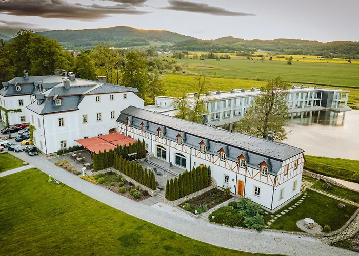 Palac Pakoszow Schlosshotel Wernersdorf
