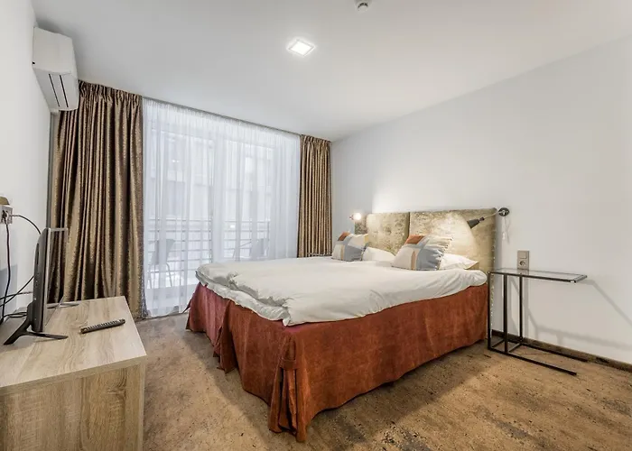 Hof Apartments