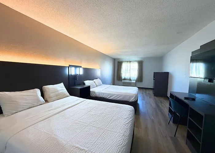 Motel 6 Elkhart, In