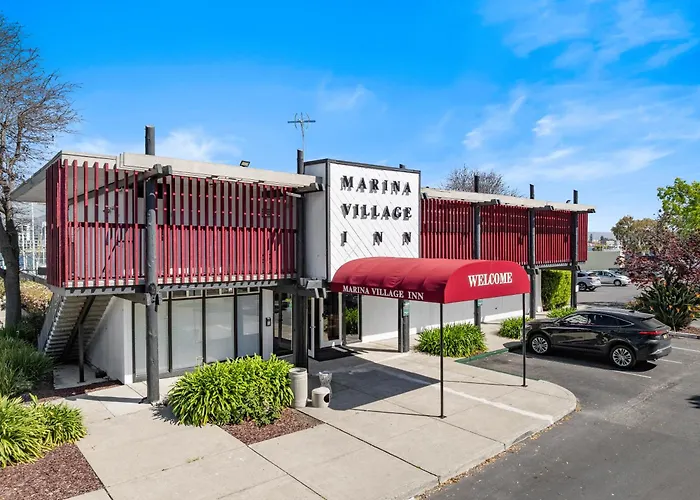 Marina Village Inn
