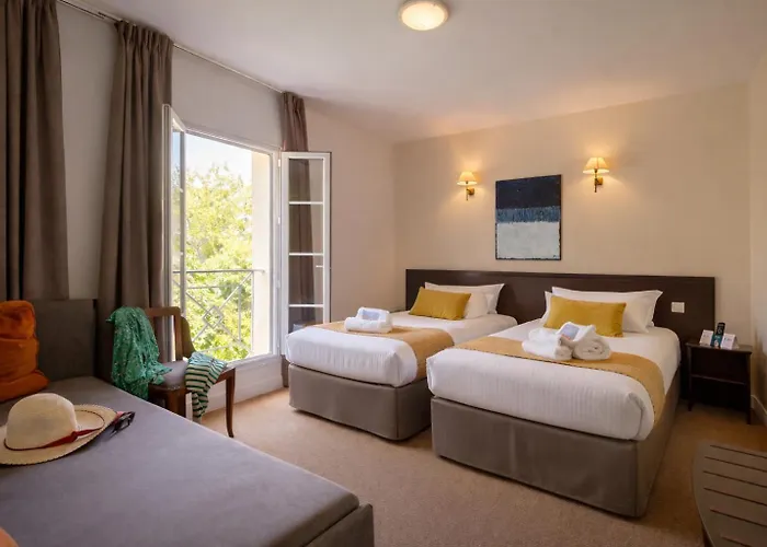 Logis Hotel Le Richelieu - Royan Atlantique