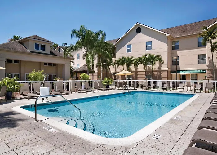 Homewood Suites By Hilton Fort Myers
