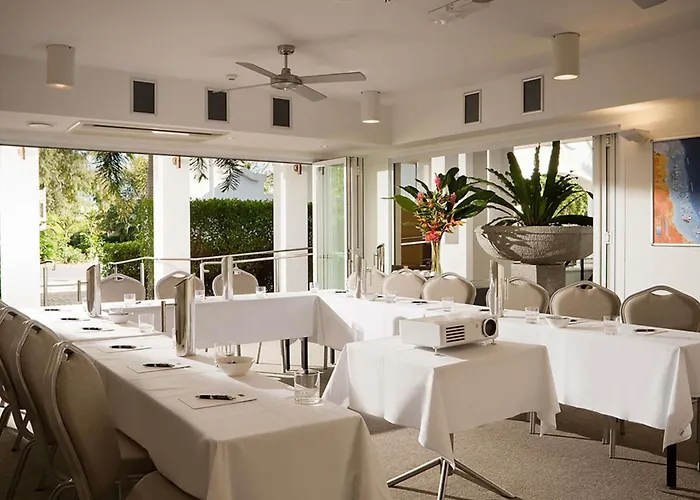 Peppers Beach Club