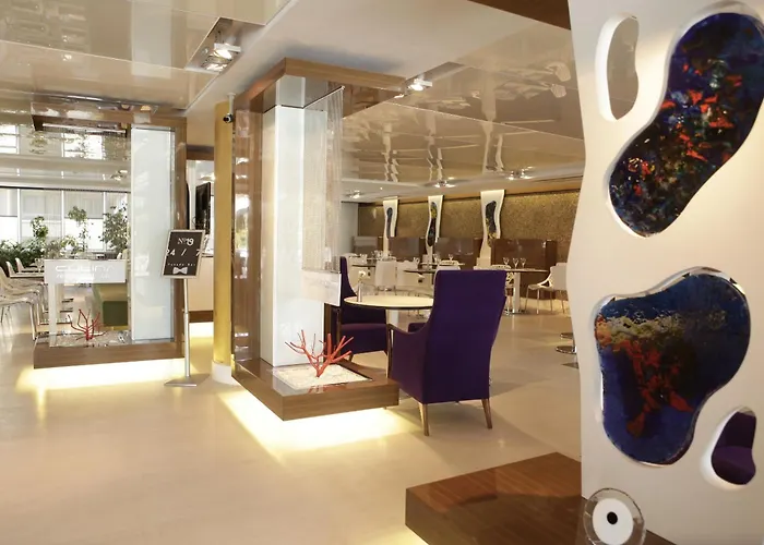 No 19 Boutique Hotel
