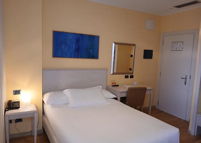 Hotel Chiaraluna Civitanova Marche