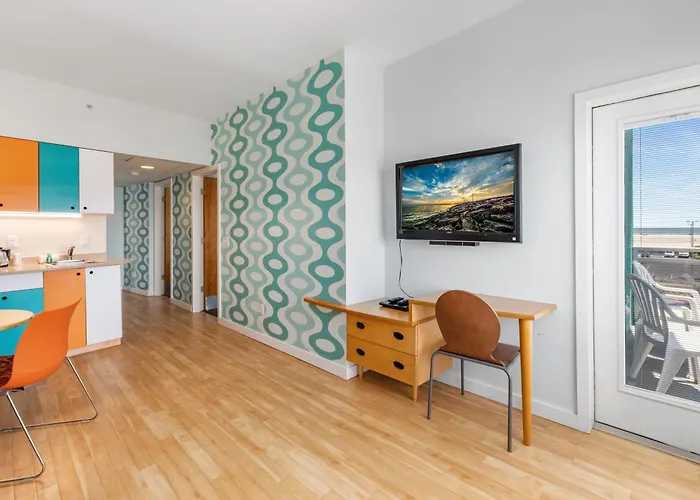The Starlux Hotel Wildwood