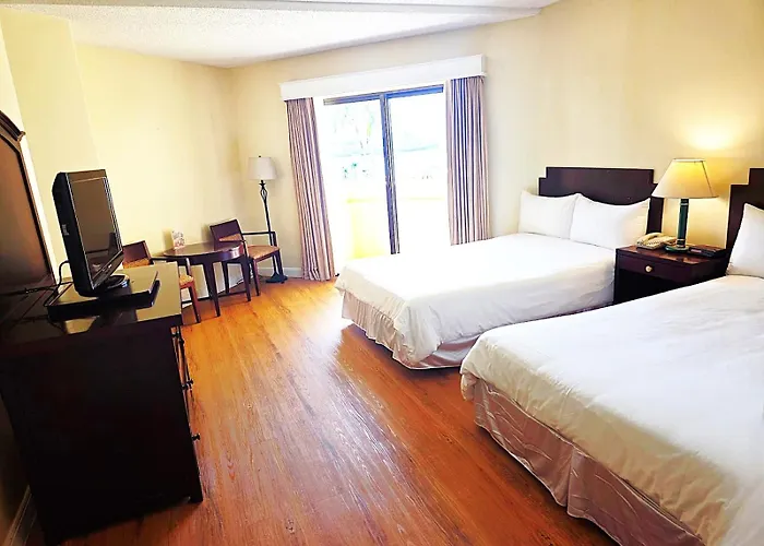 Holiday & Spa Guam