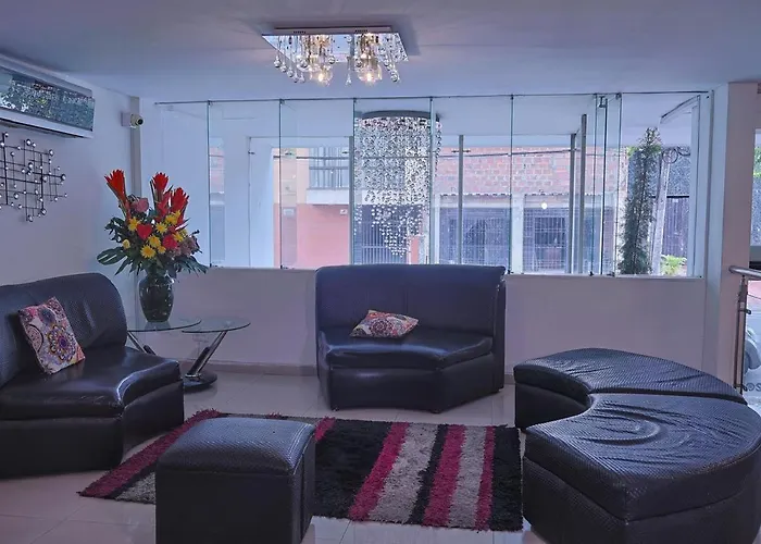 Hotel Calima Real