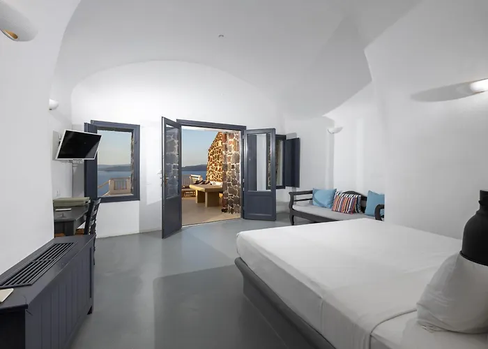 Grand Ambassador Santorini Hotel (Adults Only) Akrotiri 