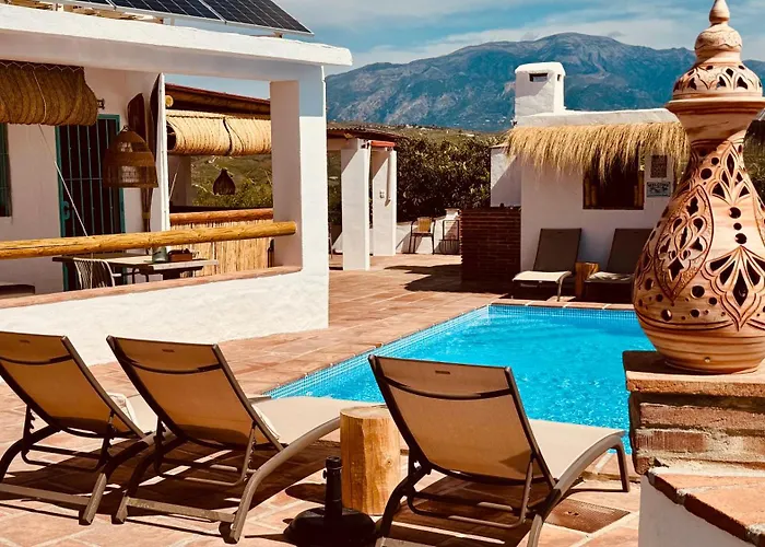 Casa Bambu Resort