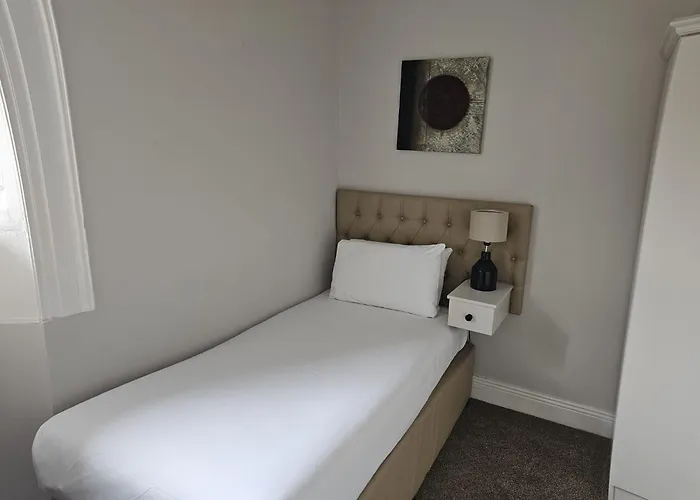 Brogans Bar & Hotel