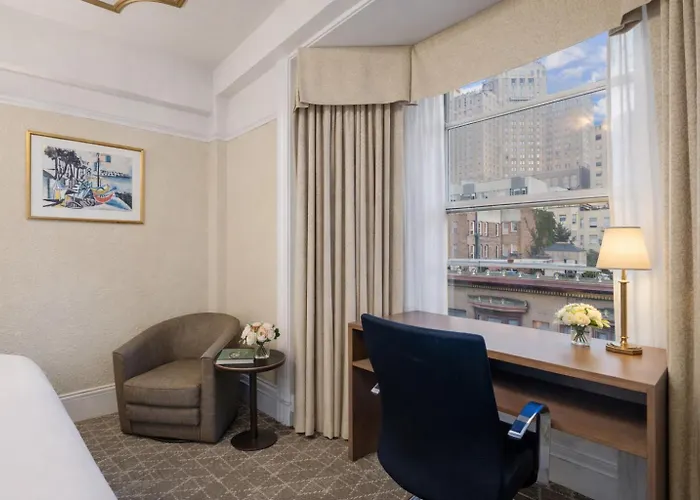 Cornell Hotel De France