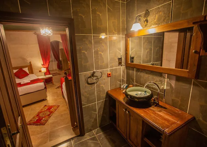 Hermes Cave Hotel
