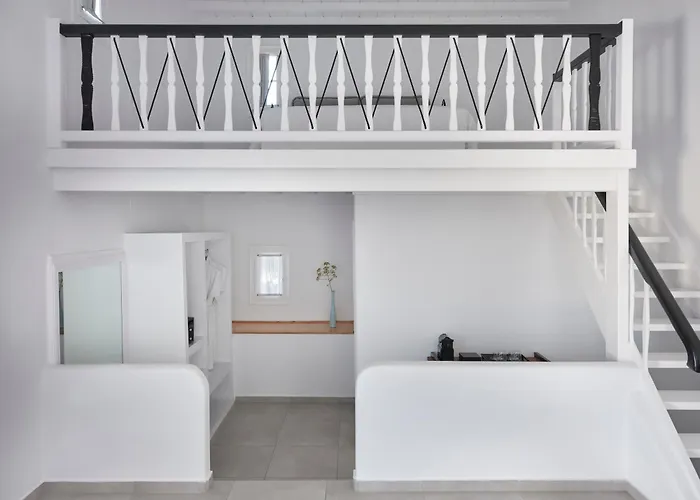 Pietra E Mare - Mykonos Moments