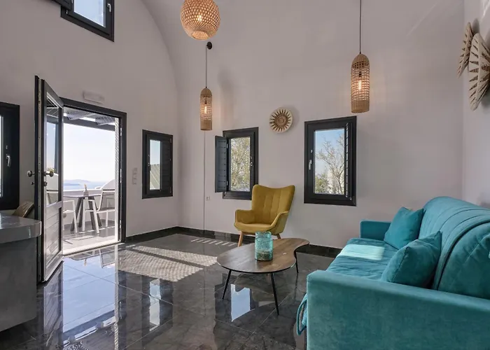 Oia Suites