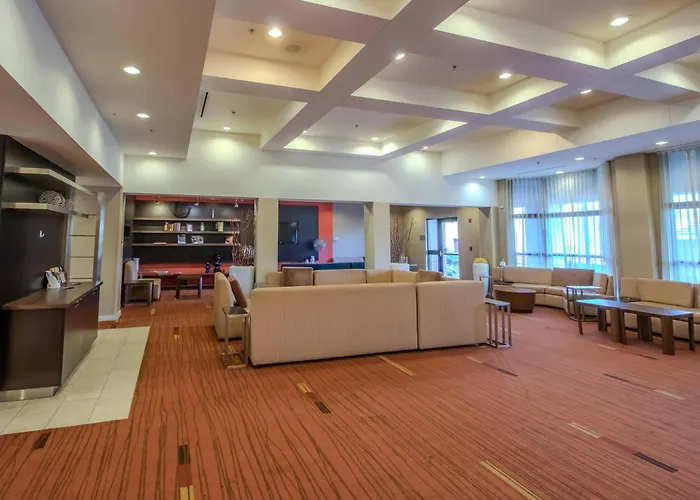 Country Inn & Suites By Radisson, Convention Center Altoona