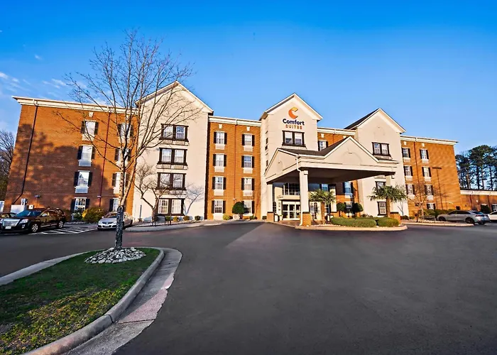 Comfort Suites Newport News Airport