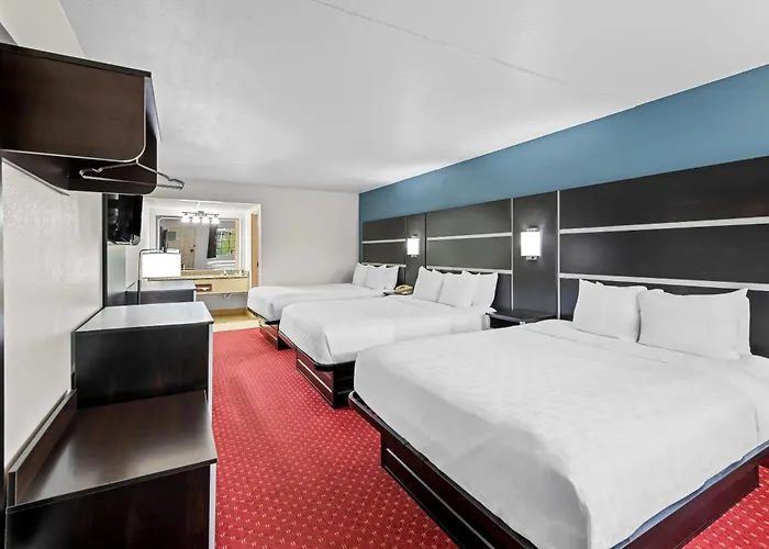 Clarion Inn Branson