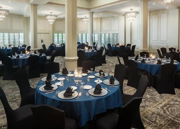 The Elms Hotel & Spa, A Destination By Hyatt Hotel Excelsior Springs