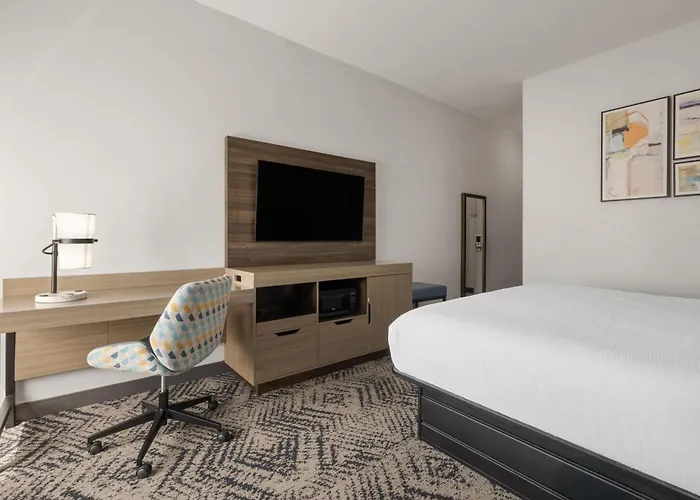 La Quinta By Wyndham Savannah Airport - Pooler