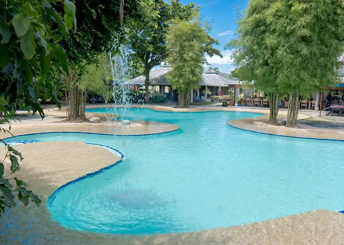 Almont Inland Resort