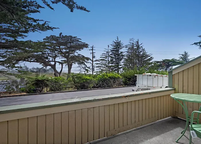 Bodega Coast Inn And Suites