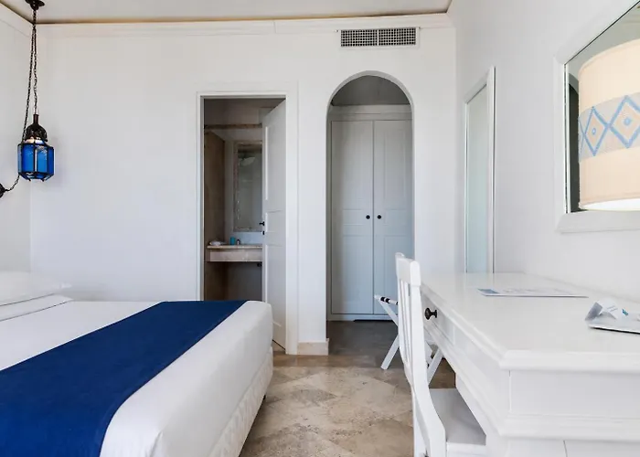 Phi Hotel Sighientu Capitana
