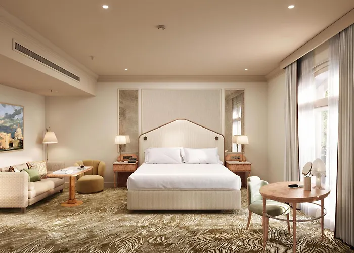 The Waldorf Hilton