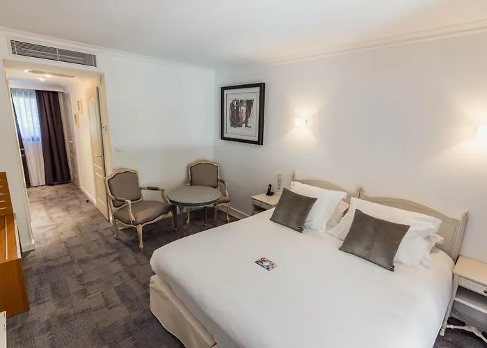 Du Cote Des Olivades Hotel Paradou