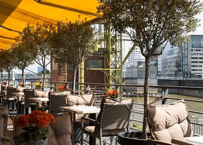 Courtyard By Marriott Duesseldorf Hafen