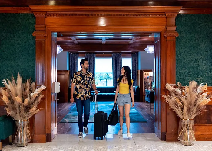 Hayes Mansion San Jose, Curio Collection By Hilton