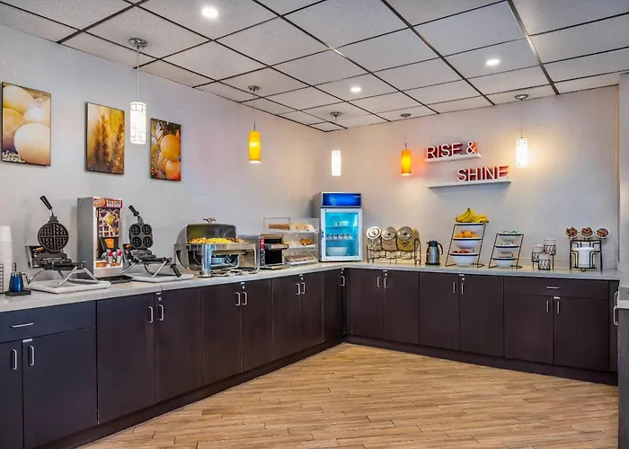 Comfort Inn & Suites