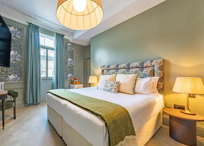 Rooms By Bistrot Pierre At The Crescent Inn