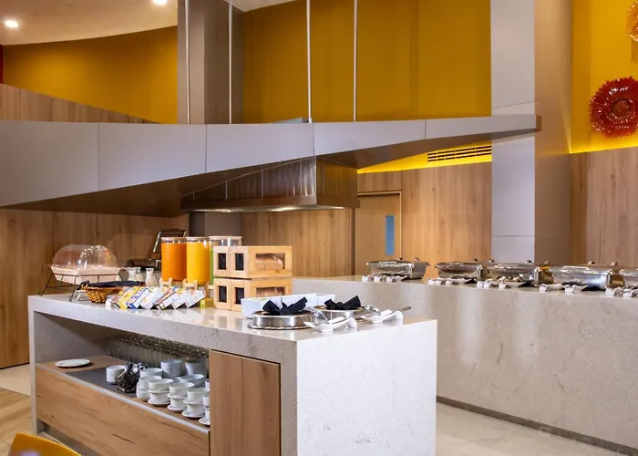 Holiday Inn Monterrey-Parque Fundidora By Ihg