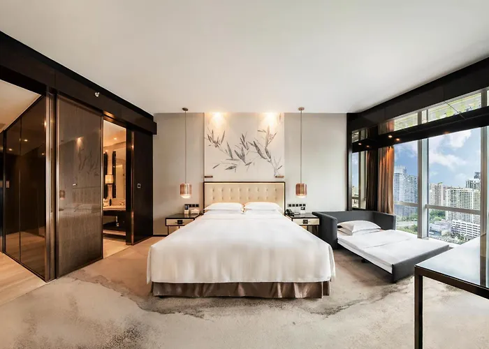 Hilton Shenzhen Futian: Metro-Adjacent, Convention Center Proximity