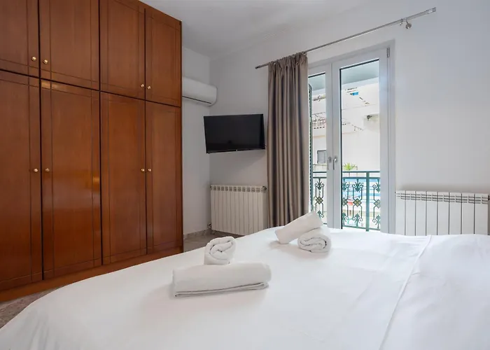 Galaxy Rooms
