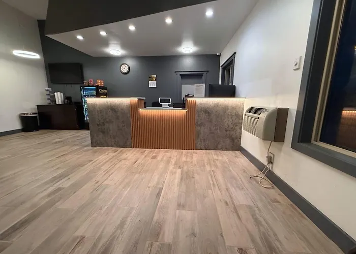 Hermiston Inn & Suites