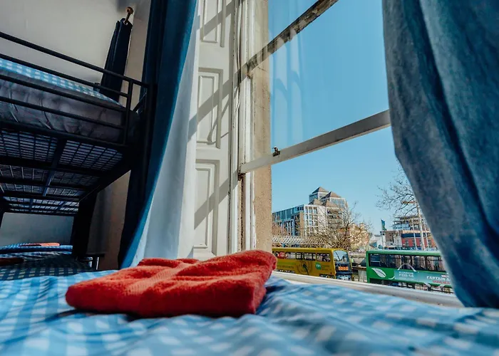 Eden Quay Guesthouse Private Rooms