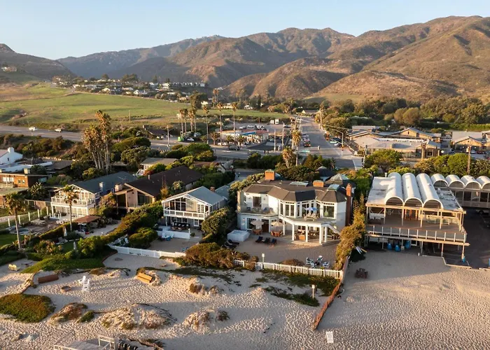 Malibu Dunes By Fieldtrip Expansive Hamptons-Style Estate W Private Beach Backyard