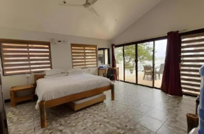 Coral Beach Club Matabungkay